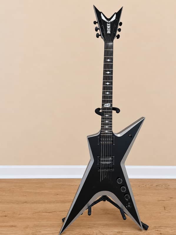 Dean Stealth Dimebag Darrell Signature Model – Black/Silver – Rare Dimebag Stealth – Great Condition image 1
