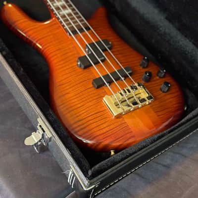 Spector Euro LX 4 – Ultra Amber Gloss – AAAA Maple Top – PJ EMG Pickups – Tone Pump Preamp - D-tuner & hardcase image 12