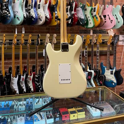 1984 Squier Made in Japan E-Series Stratocaster image 2