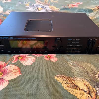 Roland JD-990 + SR-JV80-04 Vintage Synth