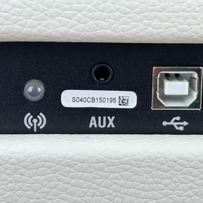 Positive Grid Spark 40-watt 2x4" Combo Amplifier - Pearl White image 6