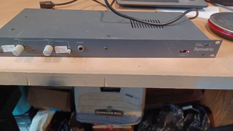 Symetrix A220