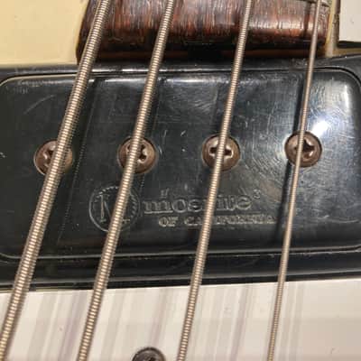 Mosrite Ventures Bass 1966-67 - White image 6