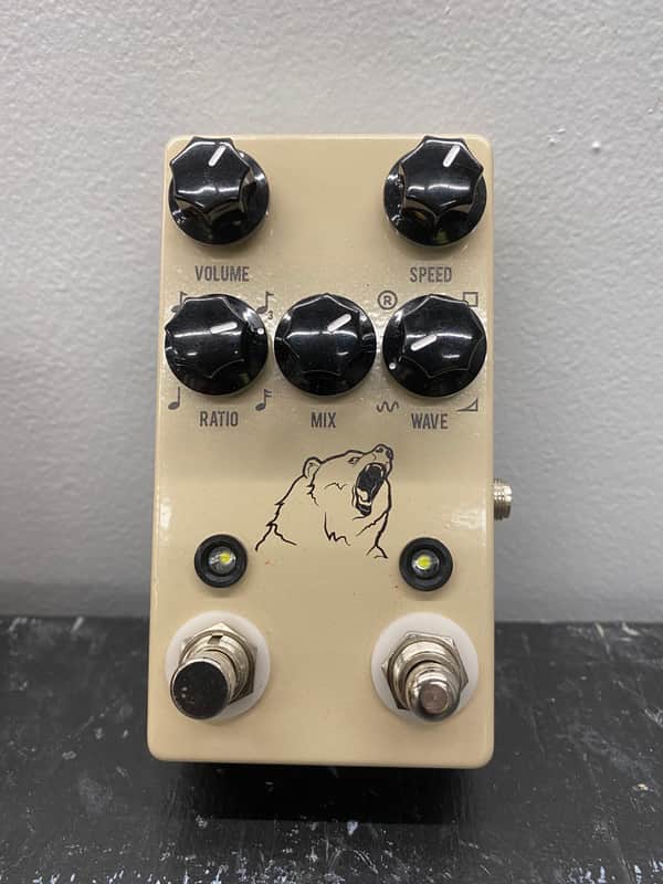 JHS Kodiak Tremolo image 1