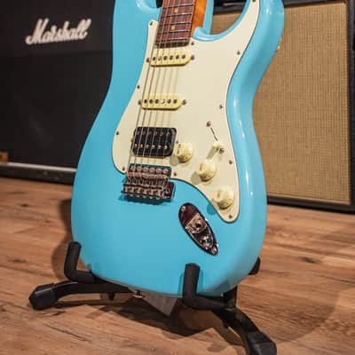 Suhr CLASSIC S VINTAGE LE HSS 2023 - DAPHNE BLUE image 4