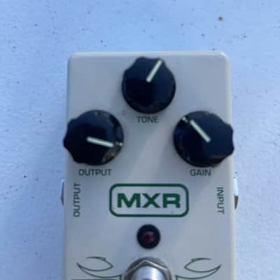 MXR Dunlop M-66 Classic Overdrive White Guitar Effect Pedal image 2