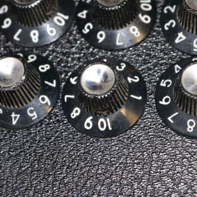 Vintage Original Fender Blackface Amp Control Knobs - Excellent Condition Lot of 8 imagen 3