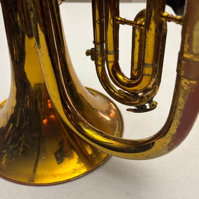 King 1124 Ultimate Marching Baritone Bb Brass Horn w/ Original Case & Accessories – Plays Great image 17