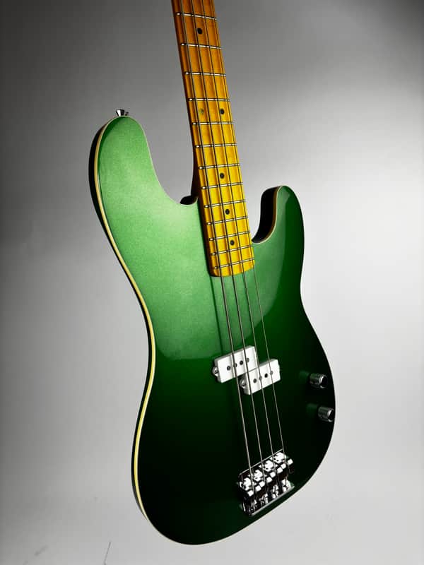 2013 Fender MIJ Aerodyne Special Precision Bass Speed Green Metallic