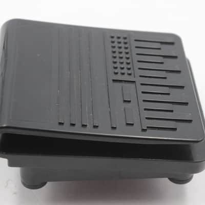 Generic Volume / Sustain Expression Pedal for Electronic Piano / Keyboard image 2