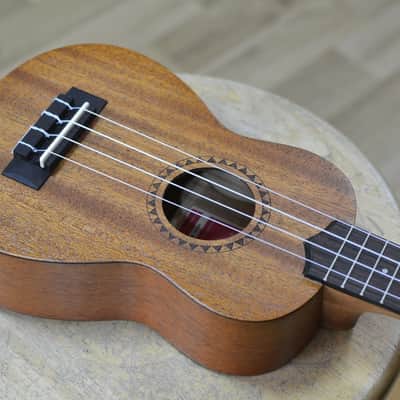 Kala KA-15S Satin Mahogany Soprano Ukulele image 3