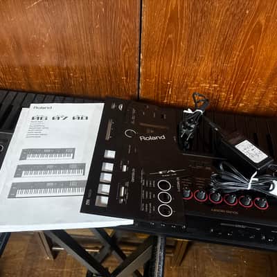 Roland FA-06B 61-key Music Workstation Ver.2  limited color ALL BLACK w/ bag image 14