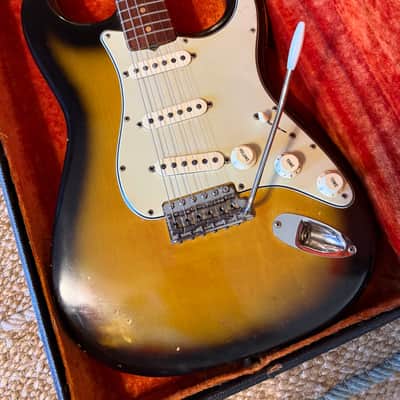 Fender Stratocaster 1964 Sunburst image 17