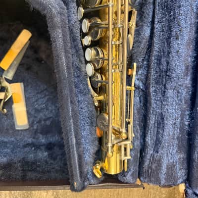 Yamaha YAS-23 Alto Saxophone image 4