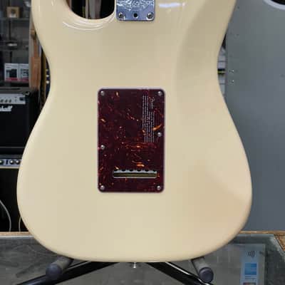 Fender FSR Limited Edition Standard Stratocaster 2014 - Olympic White image 7