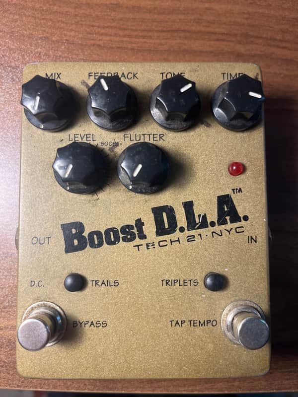 Tech 21 Boost DLA Analog Delay Emulator Pedal | Reverb
