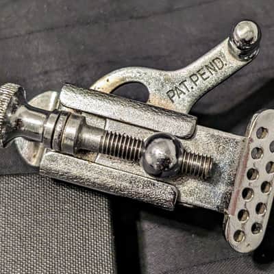 Ludwig P-338 Pioneer Strainer Throw Off 1940s - Chrome image 2