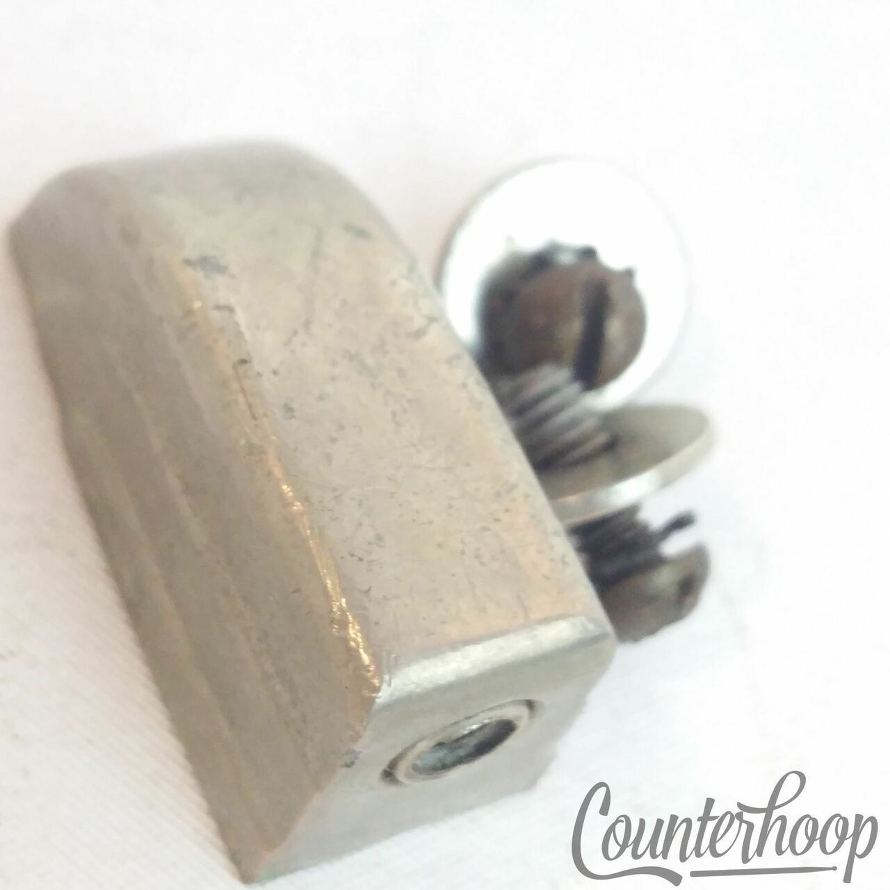 Leedy Beavertail Floor/Tom/Snare Drum Lug Nickel No-Tab Vintage 40s-50 USA Part — main photograph
