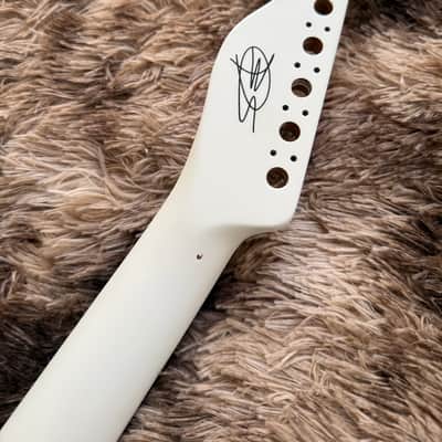 Fender Finneas Signature American Acoustasonic Telecaster Neck image 9