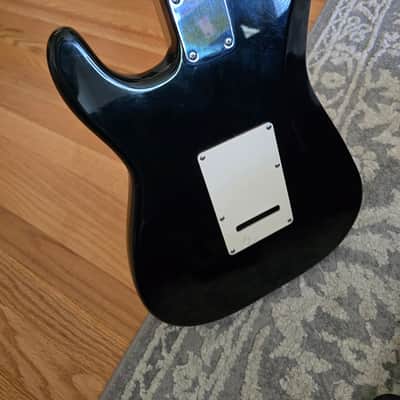 Squier Standard Stratocaster HSS with Maple Fretboard (Made in Korea) 1989 - 1992 - Black image 12