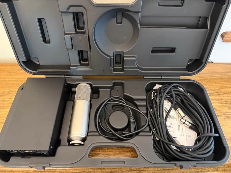 RODE K2 Large Diaphragm Multipattern Tube Condenser Microphone 2004 - Present - Silver image 1