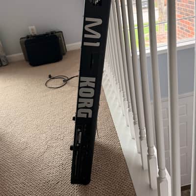 Korg M1 61-Key Synth Music Workstation 1990s - Black