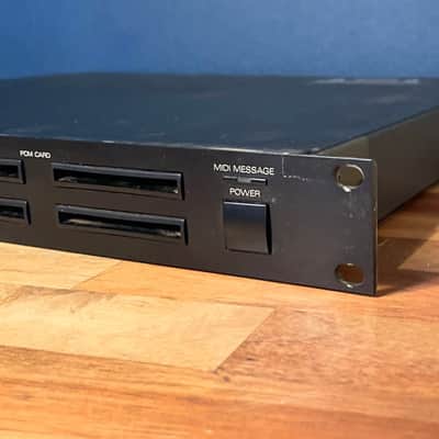 Roland U-110 PCM Sound Module - Black image 4