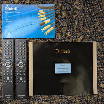 PENDING SALE - McIntosh MA9000 Integrated Amp w/ Original Box & 2 Remotes image 2