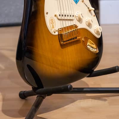 Fender - "50th Anniversary Strat DLX " w/Original Tweed HD Case & Candy - (2004) - USED image 7