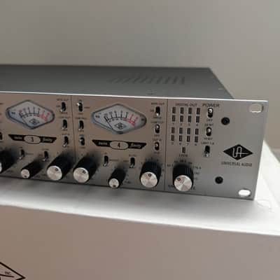 Universal Audio 4-710d 4-Channel Microphone Preamp 2010 - Present - SIlver 4710 image 5