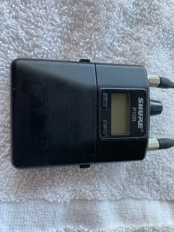 Shure P10r J8 554-626 MHz wireless bodypack receiver image 1