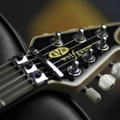 EVH Wolfgang® USA Edward Van Halen Signature - Ivory(1) image 2