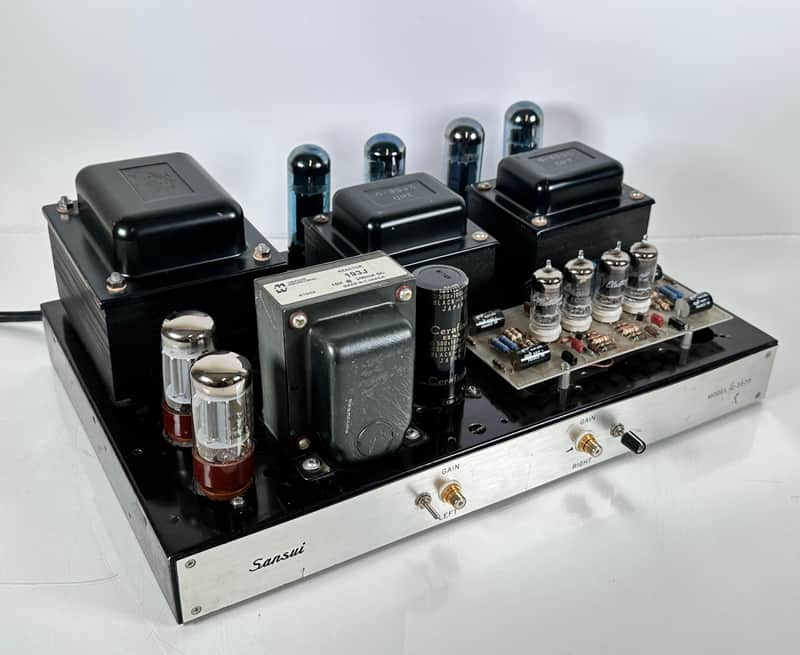 Vintage Sansui Q-3535 Stereo Amplifier