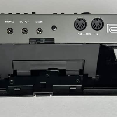 Roland SH-01A Boutique Series Module with DK-01 Dock - Gray image 3
