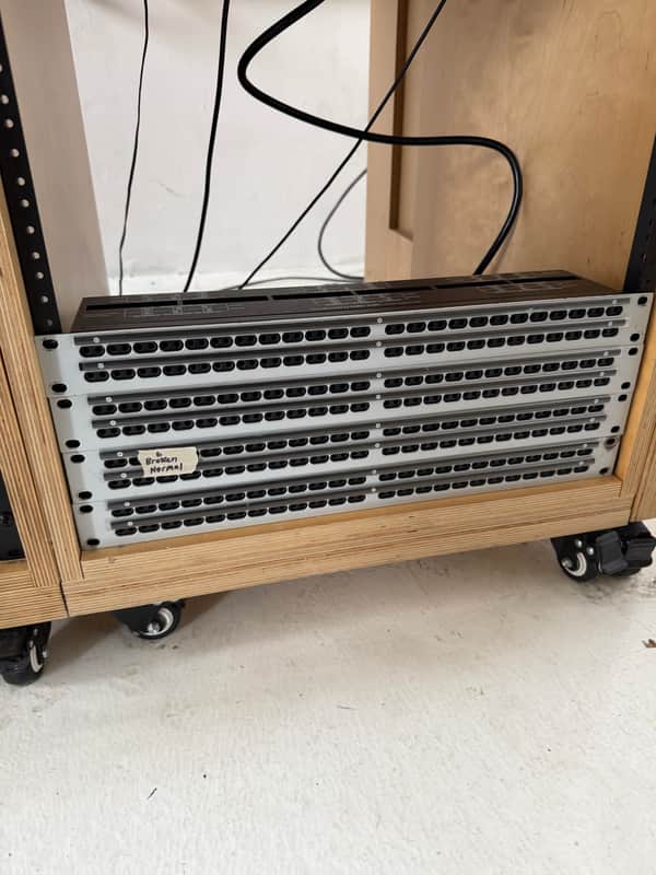 Redco 96 Point TT Patchbay DB25 D-Sub image 1