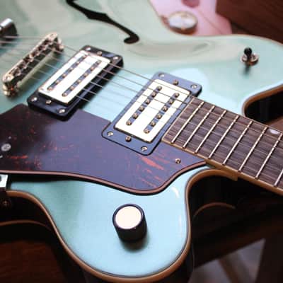 GRETSCH "G2622T Streamline Center Block Double-Cut with Bigsby, Laurel Fingerboard, Broad’Tron BT-3S Pickups, Steel Olive" 3, 2 KG image 7