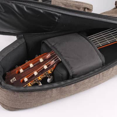 Alhambra Acoustic Guitar 25mm Padded Gig Bag - Light Brown image 4