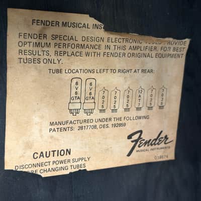 Fender Deluxe Reverb II 2-Channel 20-Watt 1x12" Guitar Combo 1982 - Black image 7