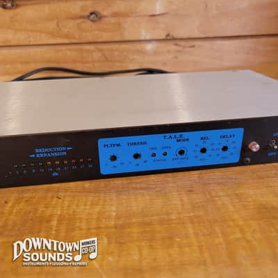 Hnat Hindes CSP-2013 Mic Maze -Gate, Expansion, Limiter, Broadcast, Vintage Single Rack Unit, 2 of 2 (Used) image 3