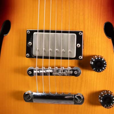 Fret King Elise Electric Guitar - Tobacco Sunburst with Gig Bag - Used image 9