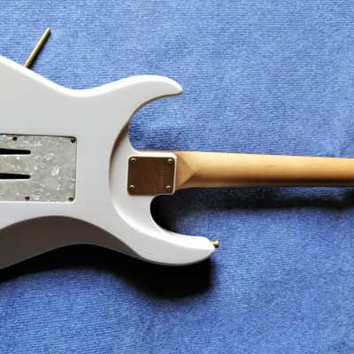 Fernandes LA-80KK - Ken Kitamura signature (L'Arc-en-Ciel) - Pearl White image 10