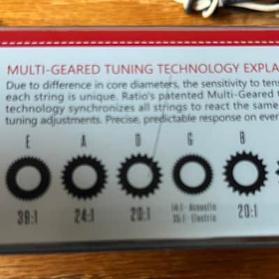 Graph Tech Graph Tech Ratio Tuned Staggered Locking Tuners 2023 - Chrome image 3