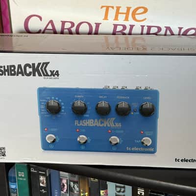 TC Electronic Flashback X4 Delay & Looper 2011 - 2019 - Blue image 2