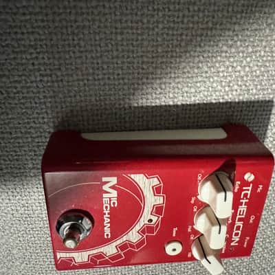 TC Helicon Mic Mechanic 2 2017 - 2021 - Red image 5