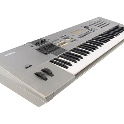 Yamaha MOTIF 6 Keyboard Workstation [USED] image 3