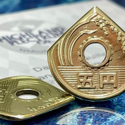 **Special Offer 20% Discount** Two (2) Japanese Five Yen Coin Guitar Picks. image 2
