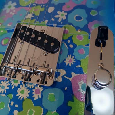 *NEW IN BOX* 2025 Fender Japan Limited Edition Telecaster Blue Flower !! image 8