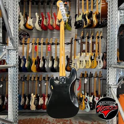 Fender   1981 American Precision P Bass Black True Vintage image 10