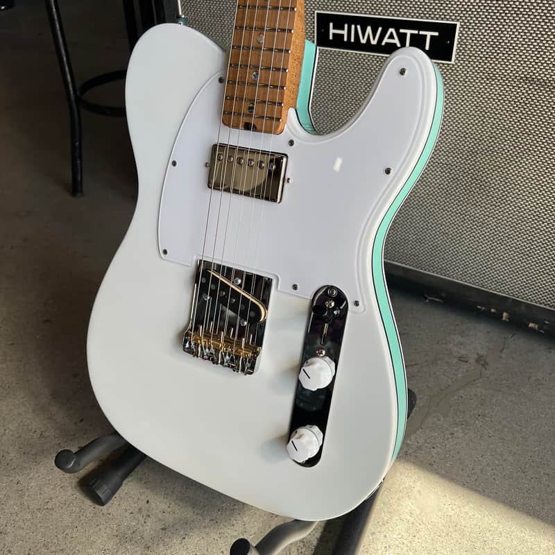 Revelator Guitars - Retrosonic Deluxe - Olympic White & Foam Green image 1