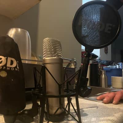 RODE NT1-A Large Diaphragm Cardioid Condenser Microphone 2002 - Present - Silver image 6